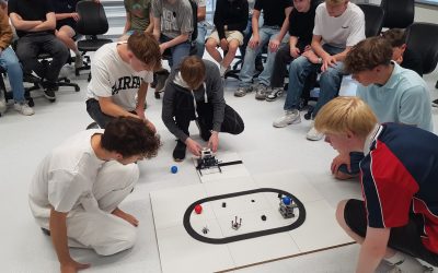 Starke Platzierungen beim Roboter-Wettbewerb